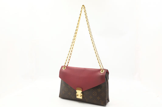 Louis Vuitton Pallas Chain Shoulder Bag in Red Leather and Monogram Canvas