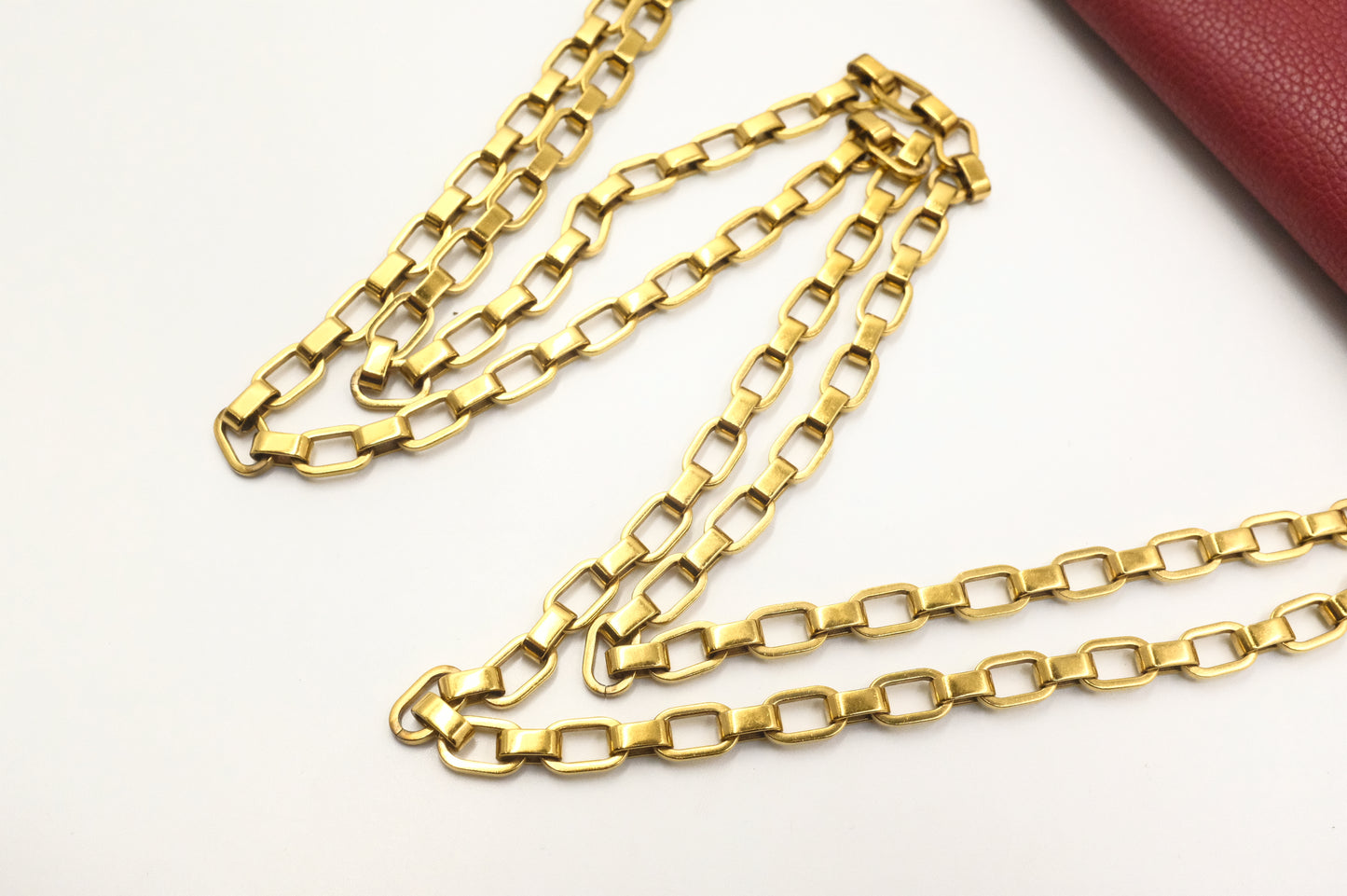 Louis Vuitton Pallas Chain Shoulder Bag in Red Leather and Monogram Canvas