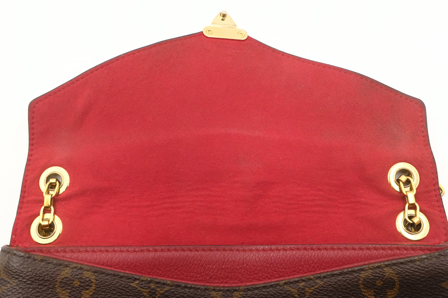 Louis Vuitton Pallas Chain Shoulder Bag in Red Leather and Monogram Canvas