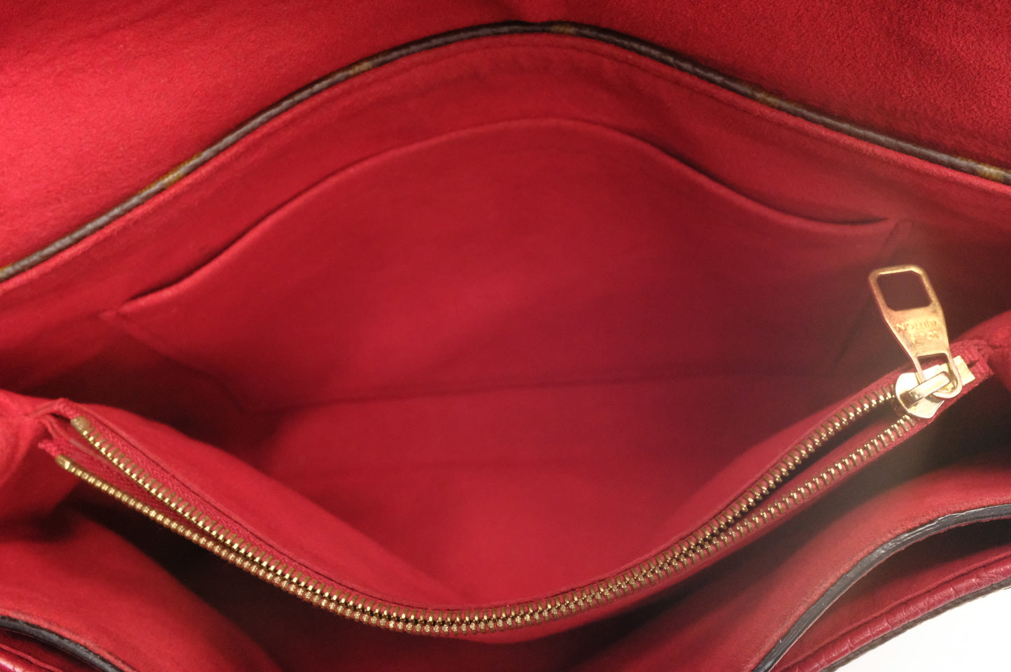 Louis Vuitton Pallas Chain Shoulder Bag in Red Leather and Monogram Canvas