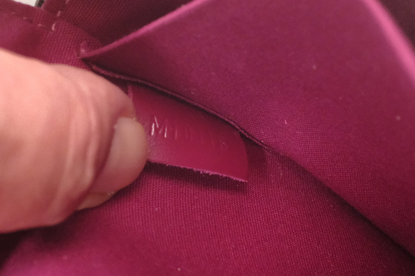 Louis Vuitton Pochette Felicie in Metallic Pink Vernis Leather