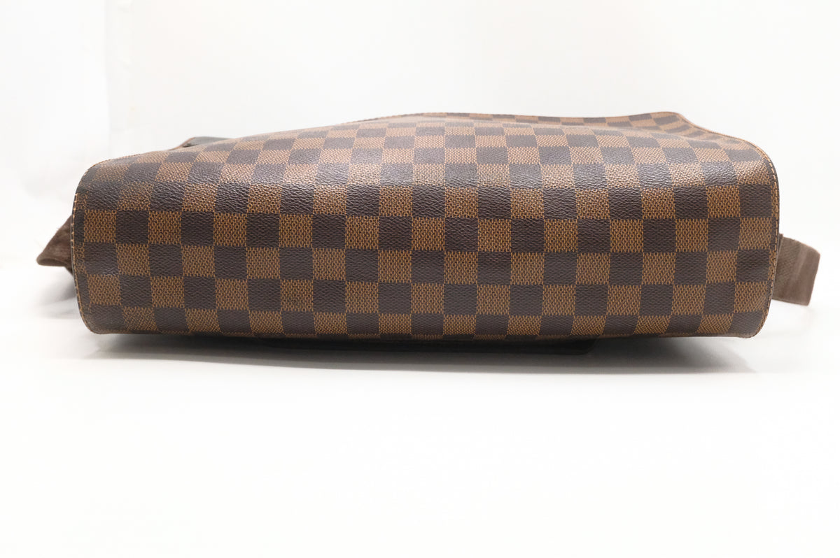 Louis Vuitton Shelton GM in Damier Ebene Canvas