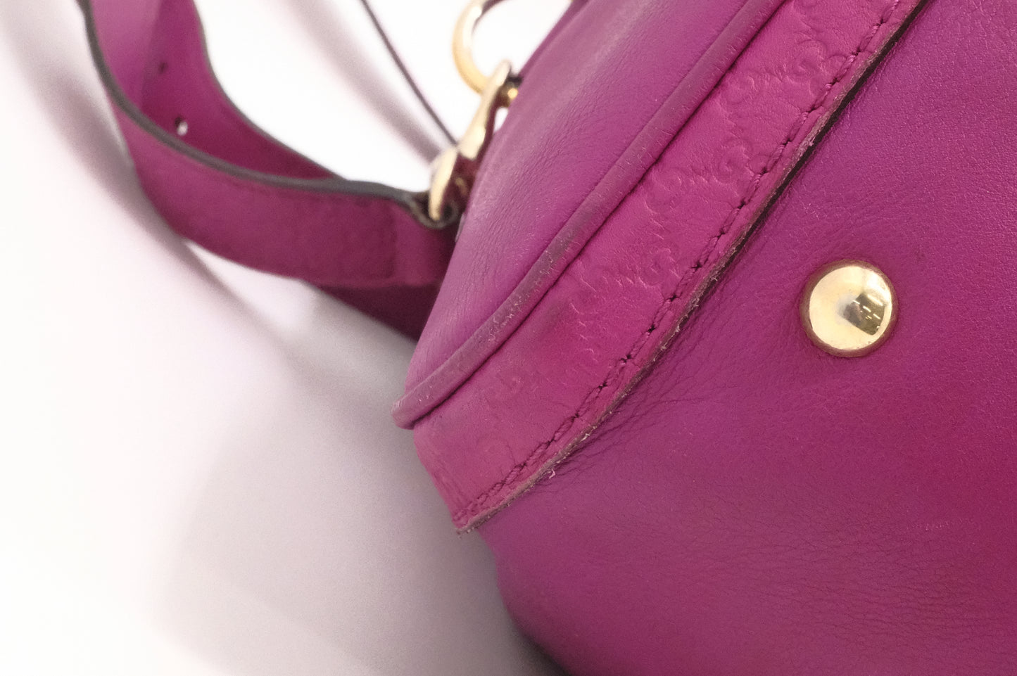 Gucci 2-Way Boston Bag in Magenta Leather