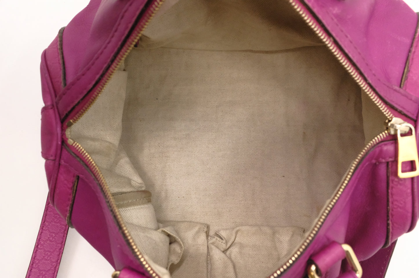 Gucci 2-Way Boston Bag in Magenta Leather