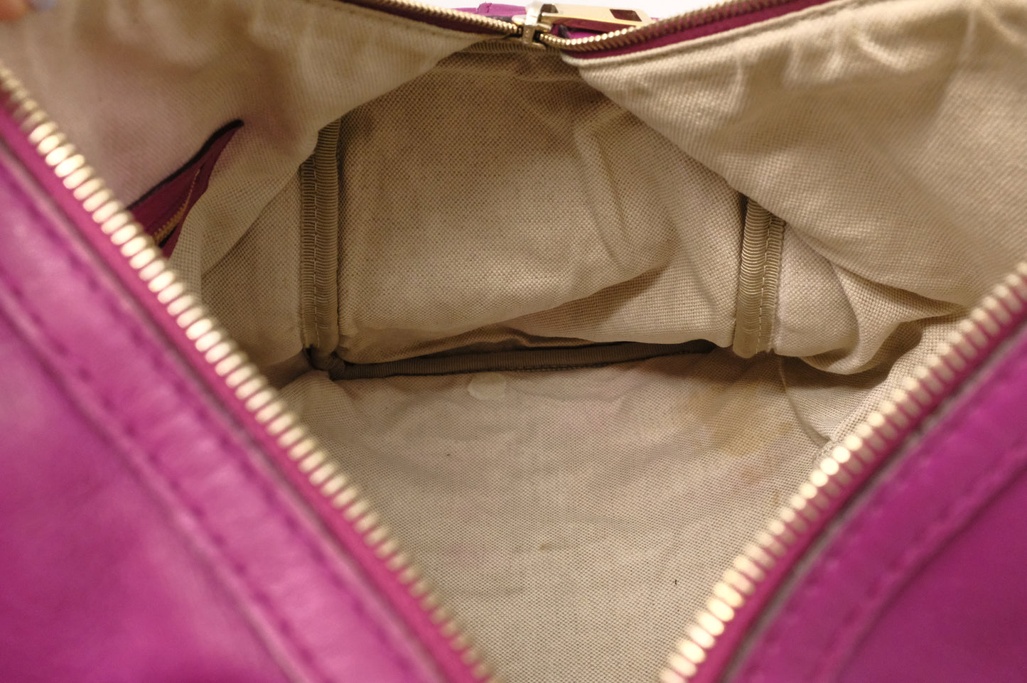 Gucci 2-Way Boston Bag in Magenta Leather