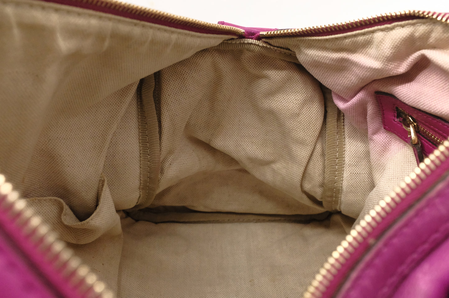 Gucci 2-Way Boston Bag in Magenta Leather