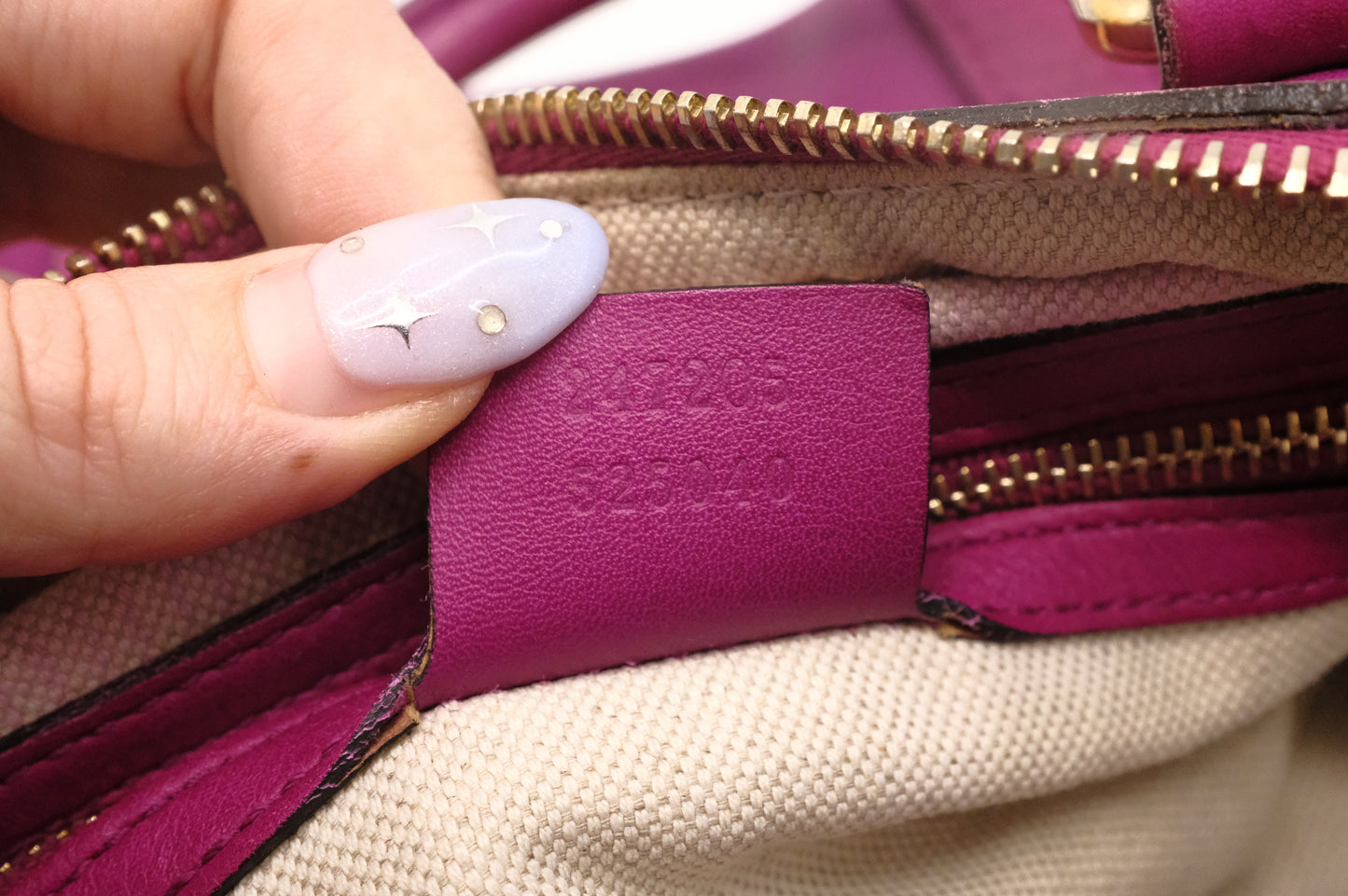 Gucci 2-Way Boston Bag in Magenta Leather