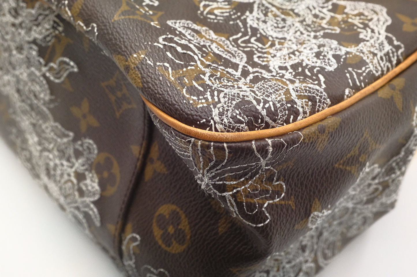 Louis Vuitton Batignolles Horizontal in Dentelle Monogram Canvas
