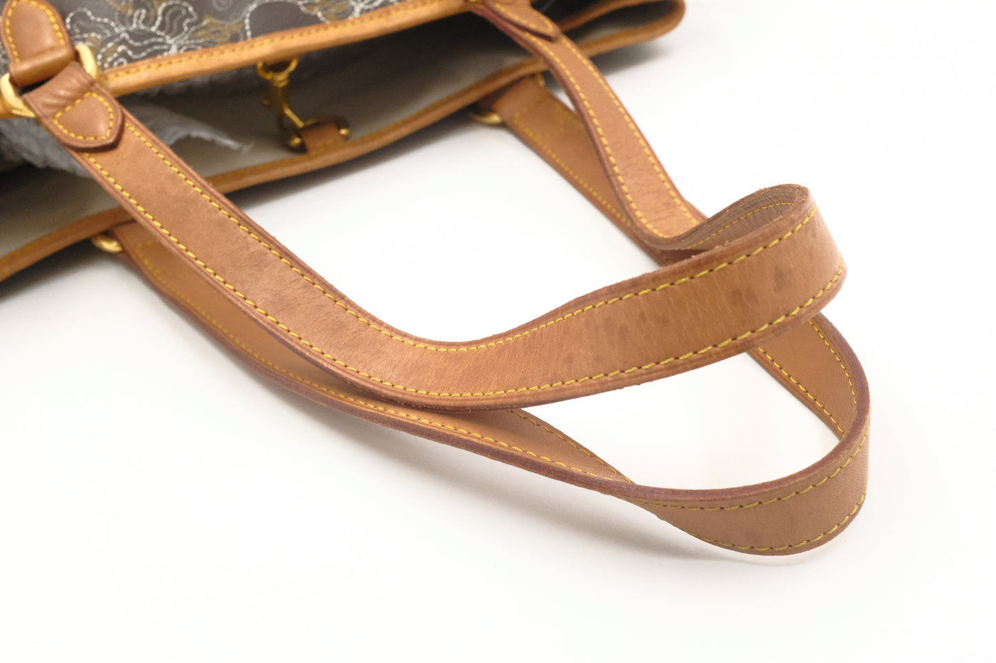 Louis Vuitton Batignolles Horizontal in Dentelle Monogram Canvas