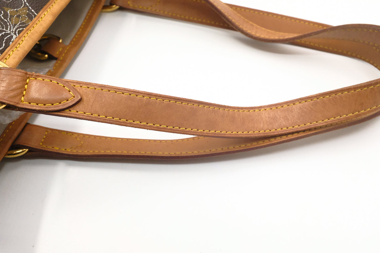 Louis Vuitton Batignolles Horizontal in Dentelle Monogram Canvas