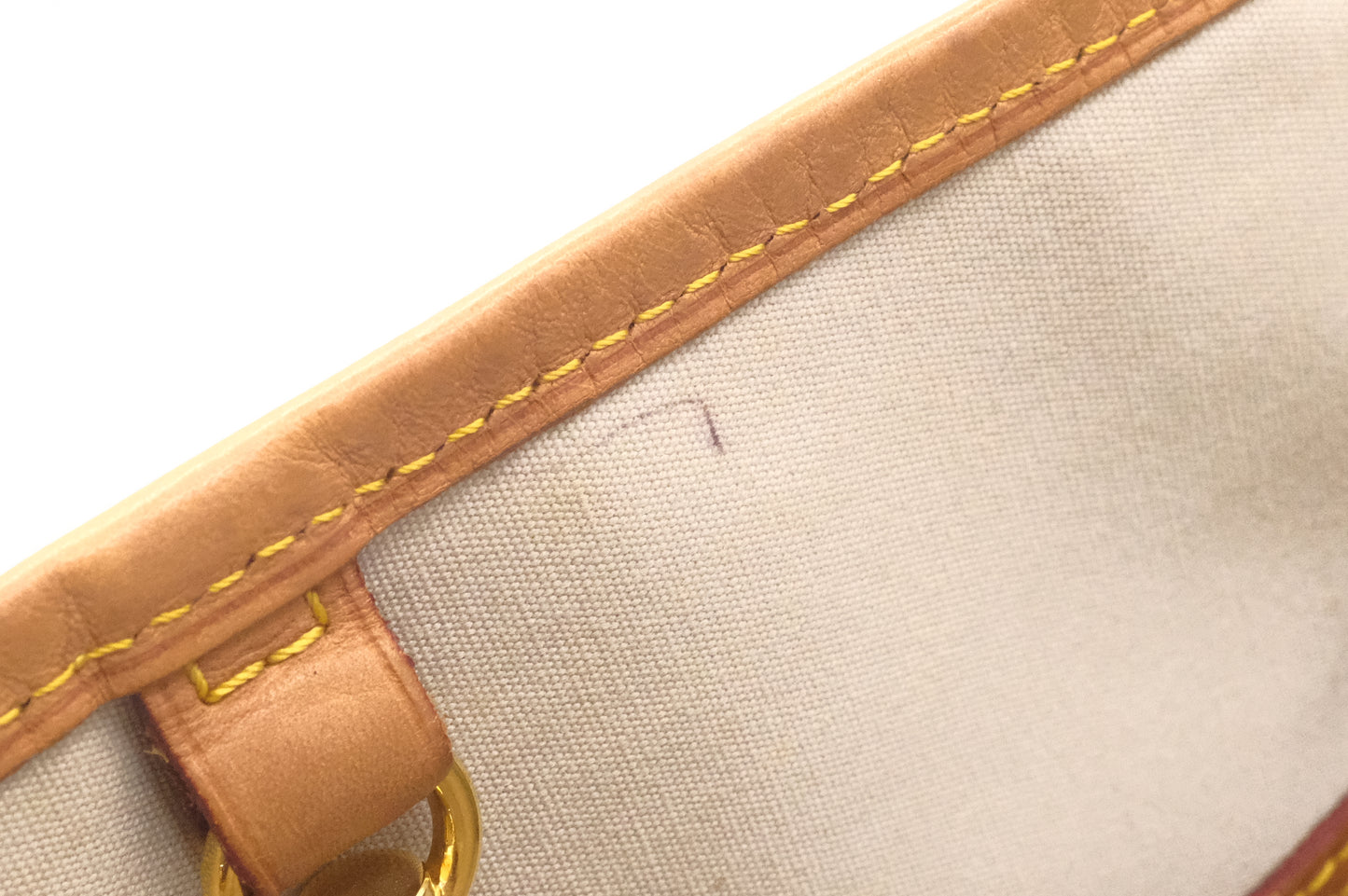Louis Vuitton Batignolles Horizontal in Dentelle Monogram Canvas