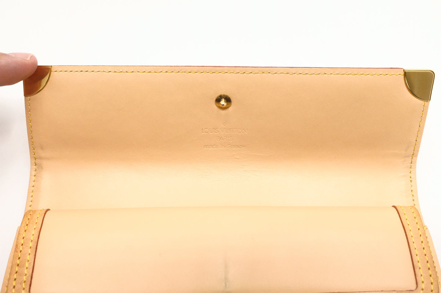 Louis Vuitton International Wallet in White Multicolor Canvas
