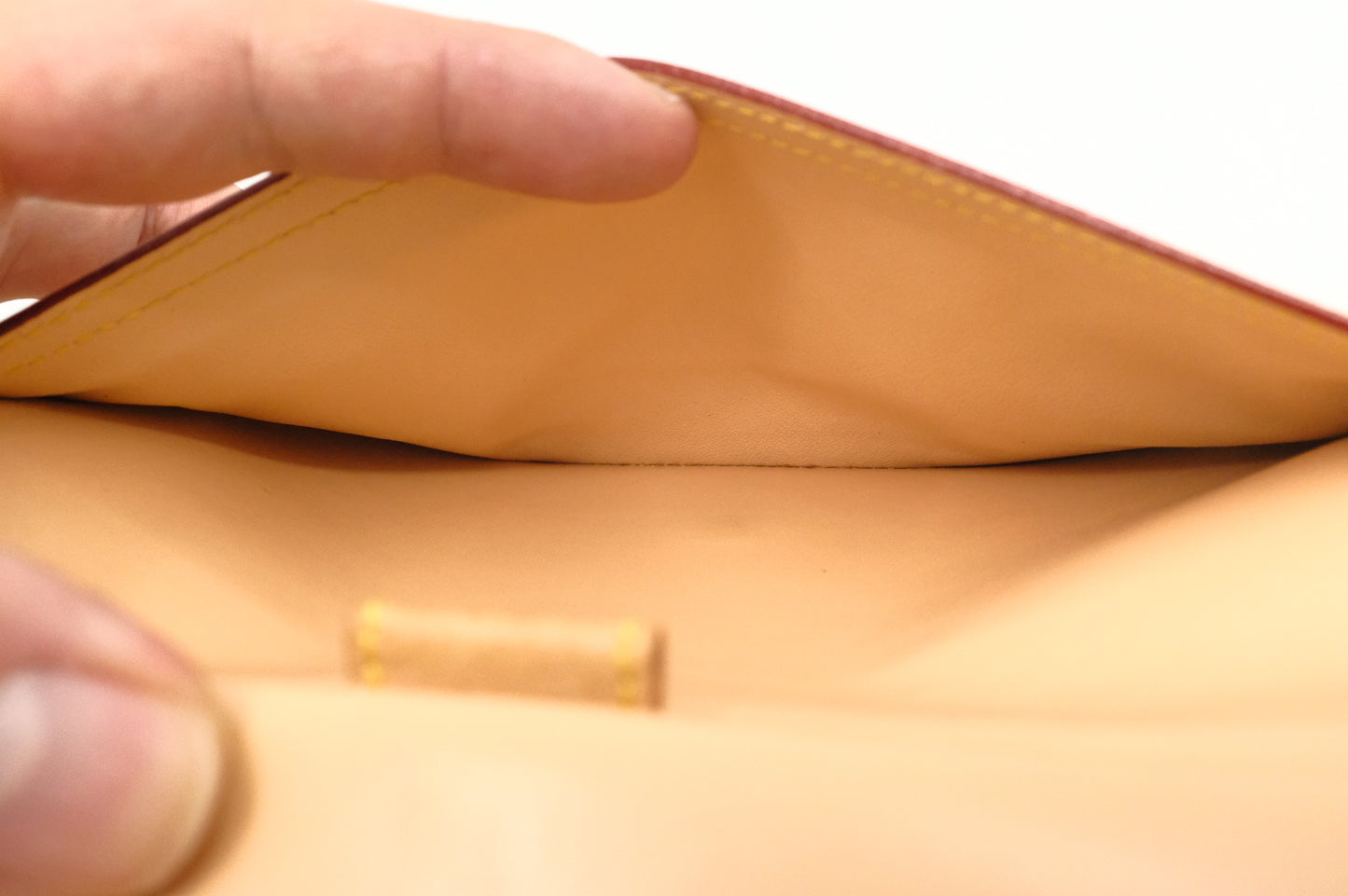 Louis Vuitton International Wallet in White Multicolor Canvas