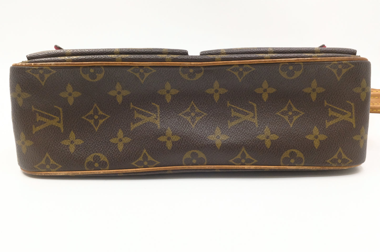 Louis Vuitton Vive Cite MM in Monogram Canvas