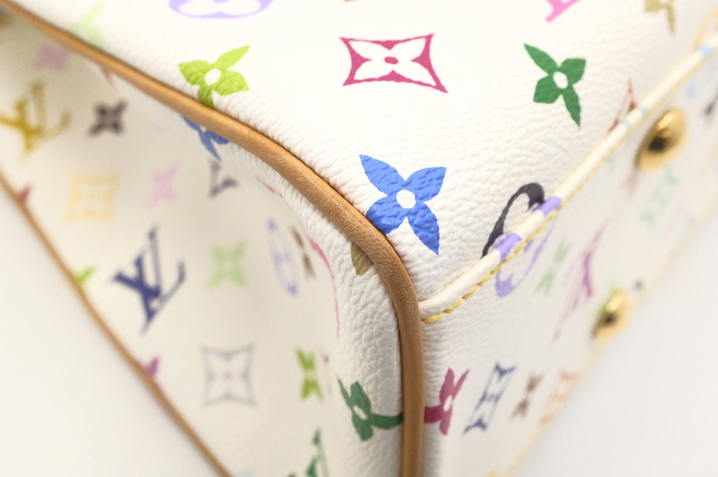 Louis Vuitton Aurelia MM in White Multicolor Canvas