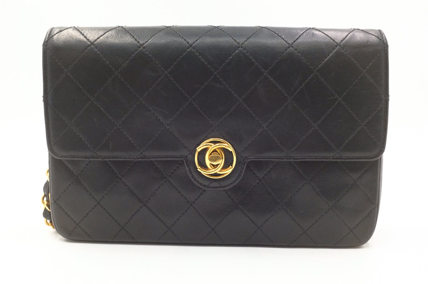 Chanel Circle Medium Single Flap in Black Mattelassé Leather