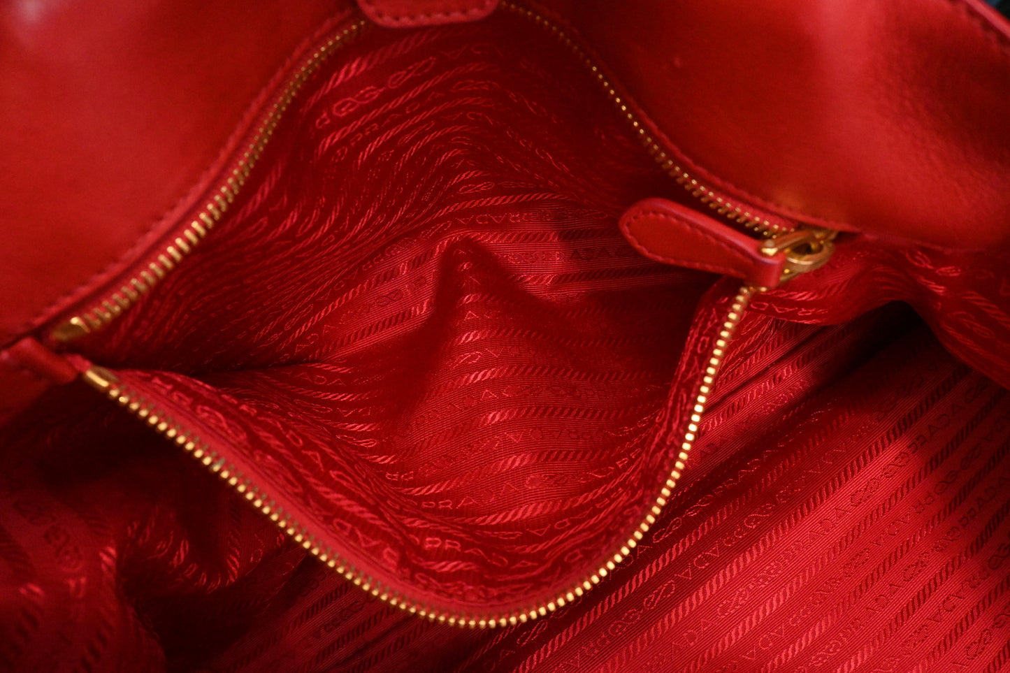 Prada Large Tote in Multicolor Weaved Nylon