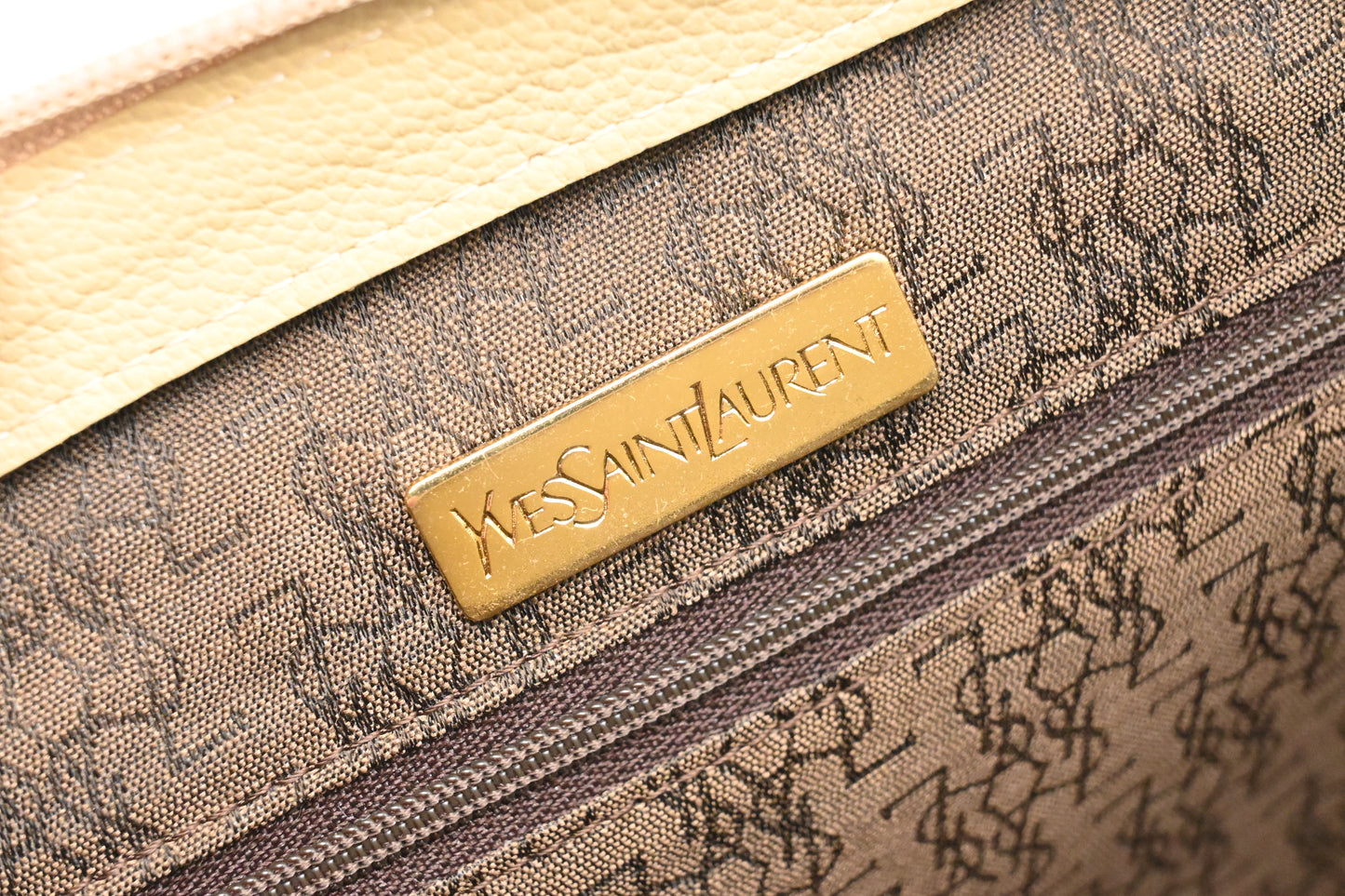 YSL Saint Laurent Clutch in Beige Leather