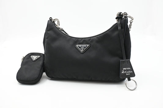Prada Re-Edition 2005 in Black Nylon