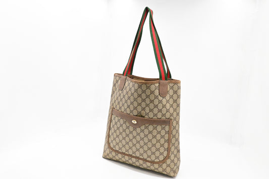 Gucci Tote Bag in GG Supreme Canvas