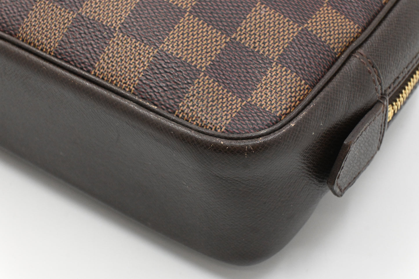 Louis Vuitton Trousse 25 in Damier Ebene Canvas