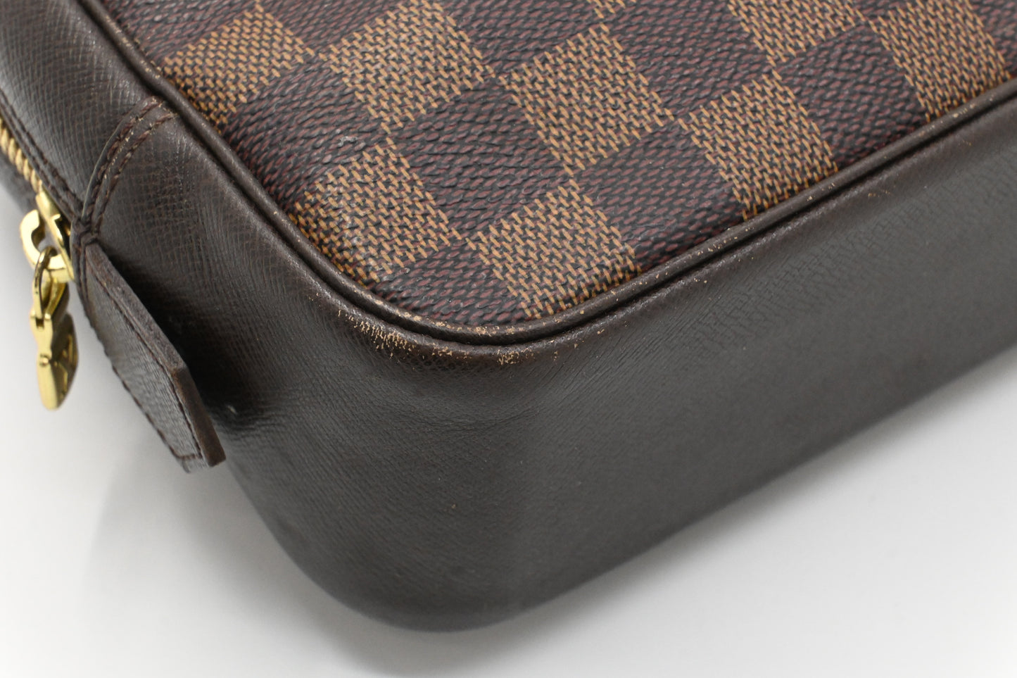 Louis Vuitton Trousse 25 in Damier Ebene Canvas