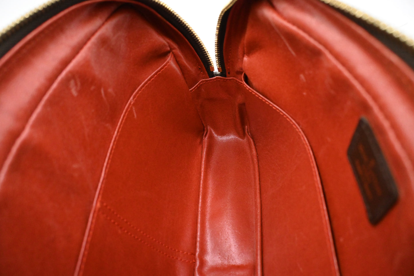 Louis Vuitton Trousse 25 in Damier Ebene Canvas