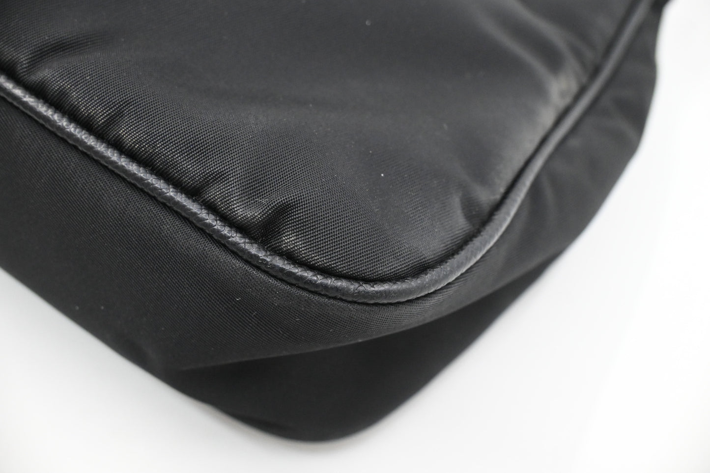 Prada Re-Edition 2005 in Black Nylon