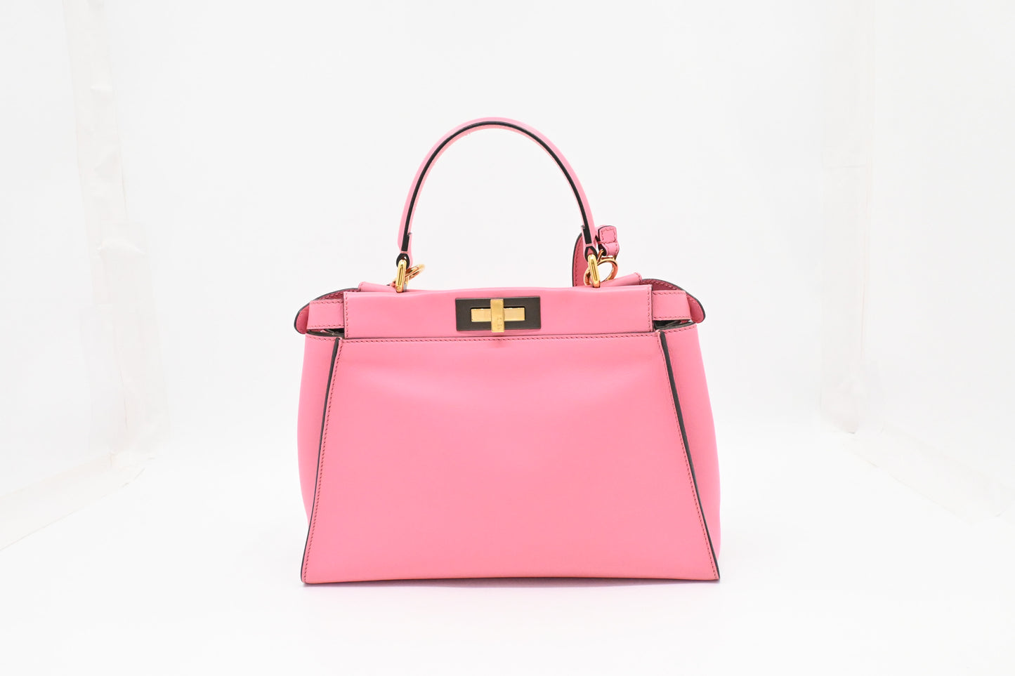 Fendi Medium Peekaboo in Pink Leather