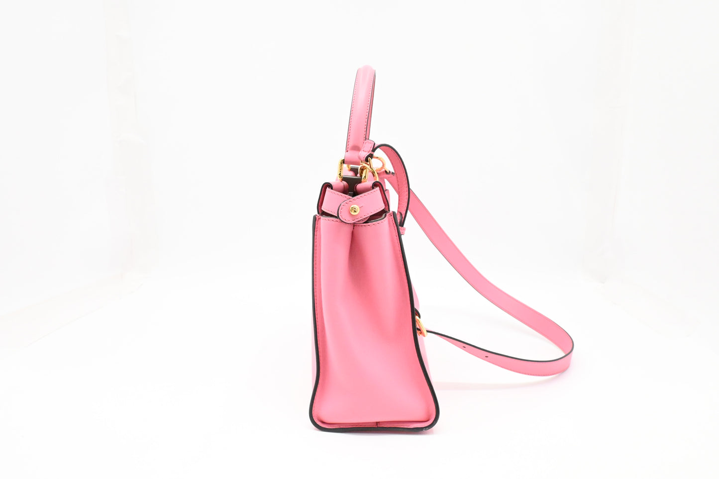 Fendi Medium Peekaboo in Pink Leather
