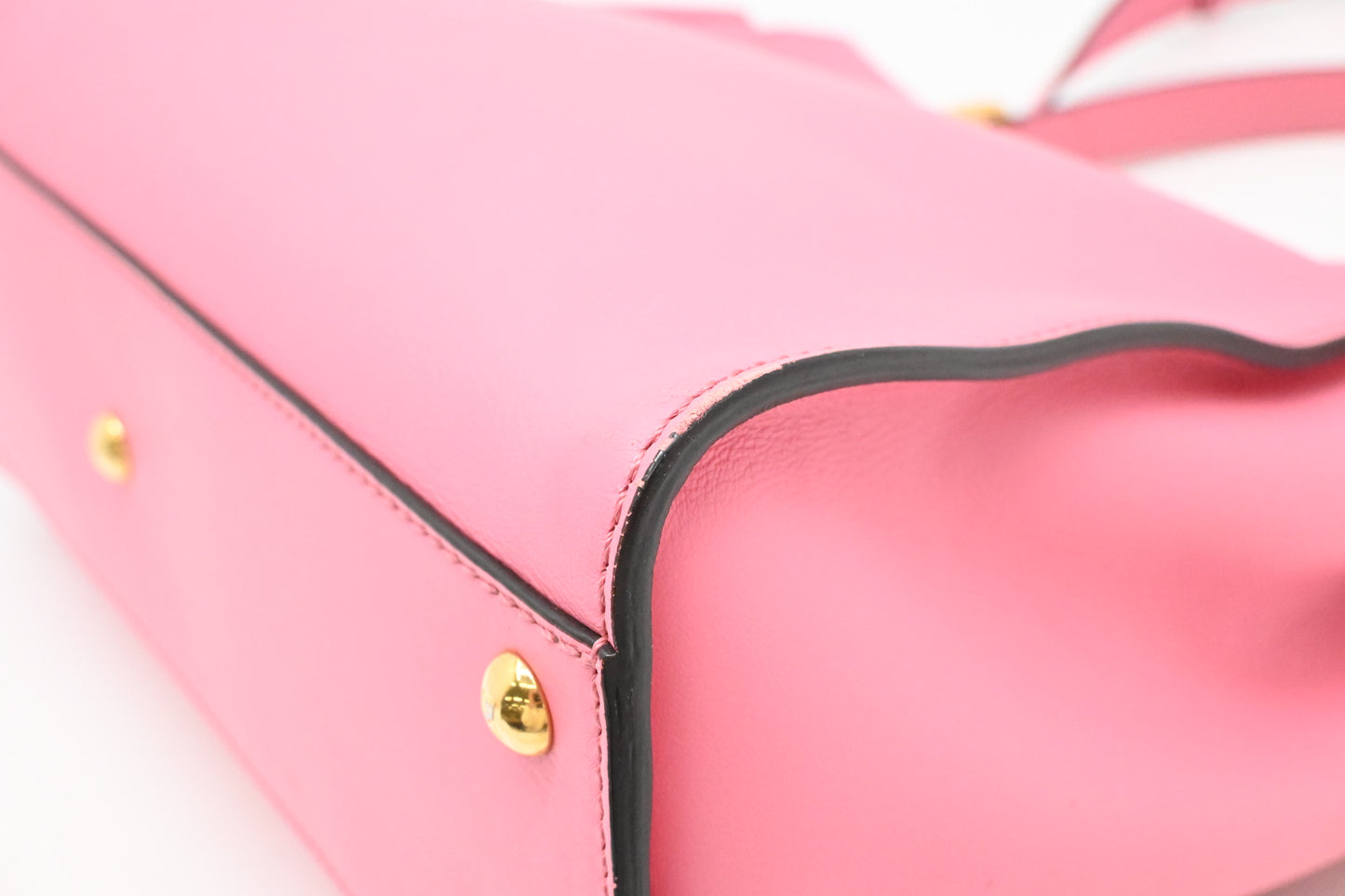 Fendi Medium Peekaboo in Pink Leather