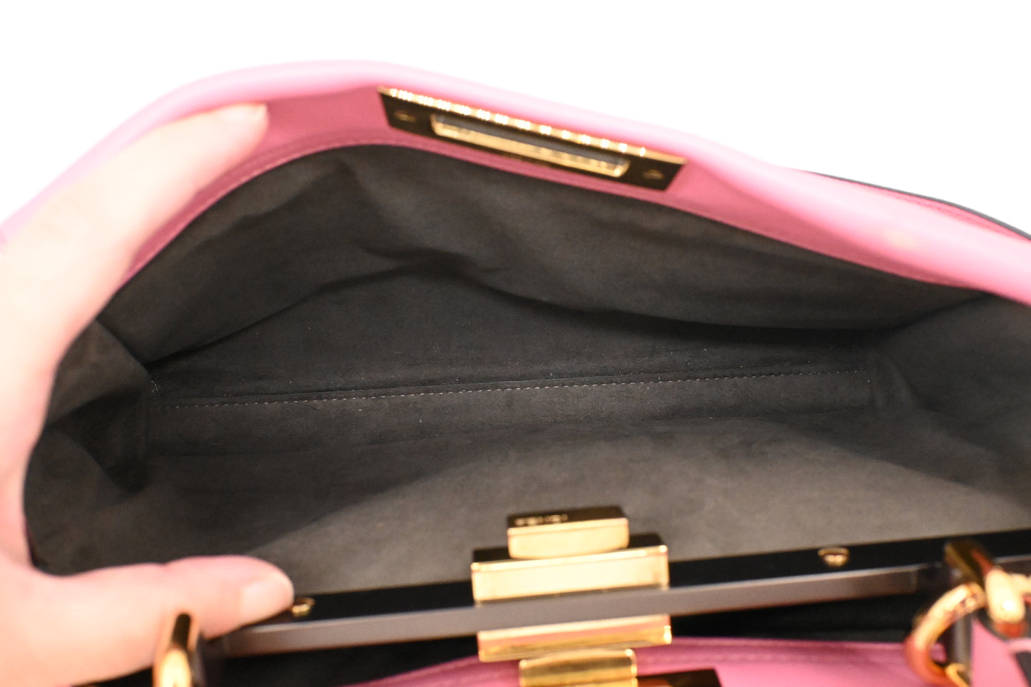 Fendi Medium Peekaboo in Pink Leather