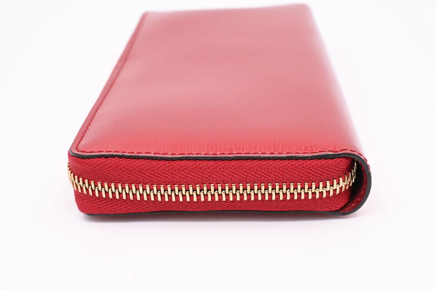 Gucci Long Zippy Wallet in Red Leather