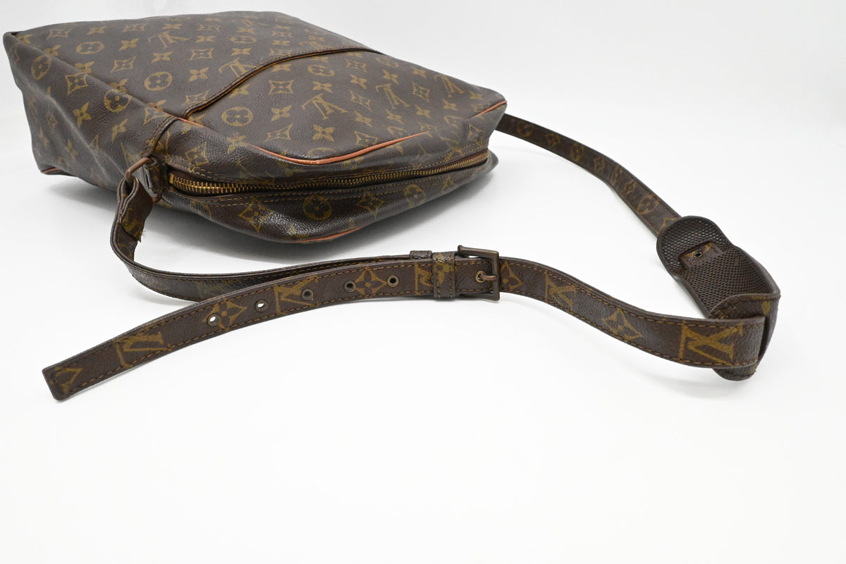 Louis Vuitton Marceau GM in Monogram Canvas