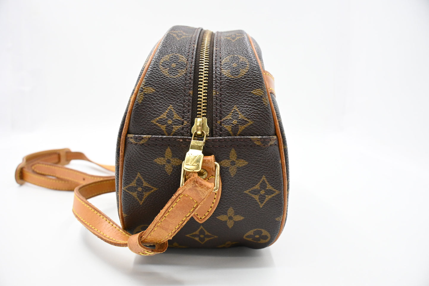 Louis Vuitton Blois in Monogram Canvas