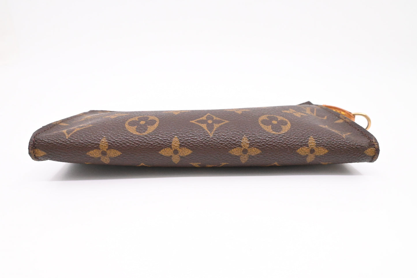 Louis Vuitton Bucket Pouch GM in Monogram Canvas