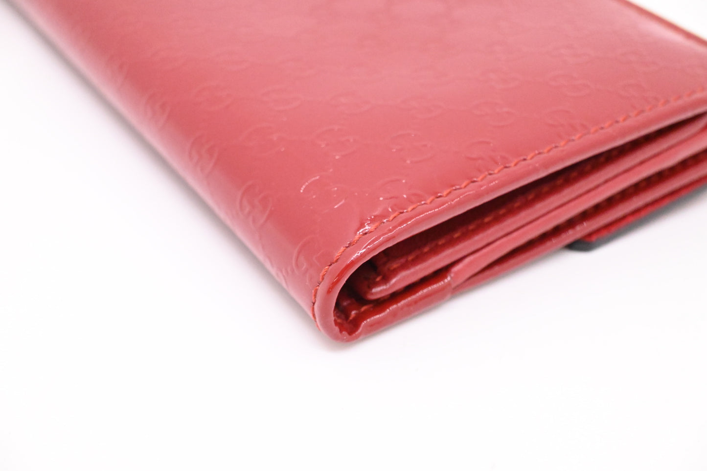 Gucci Wallet in Red Micro Guccissima Patent Leather