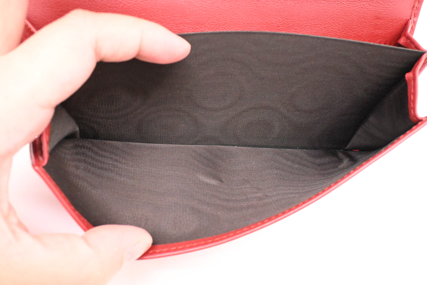 Gucci Wallet in Red Micro Guccissima Patent Leather