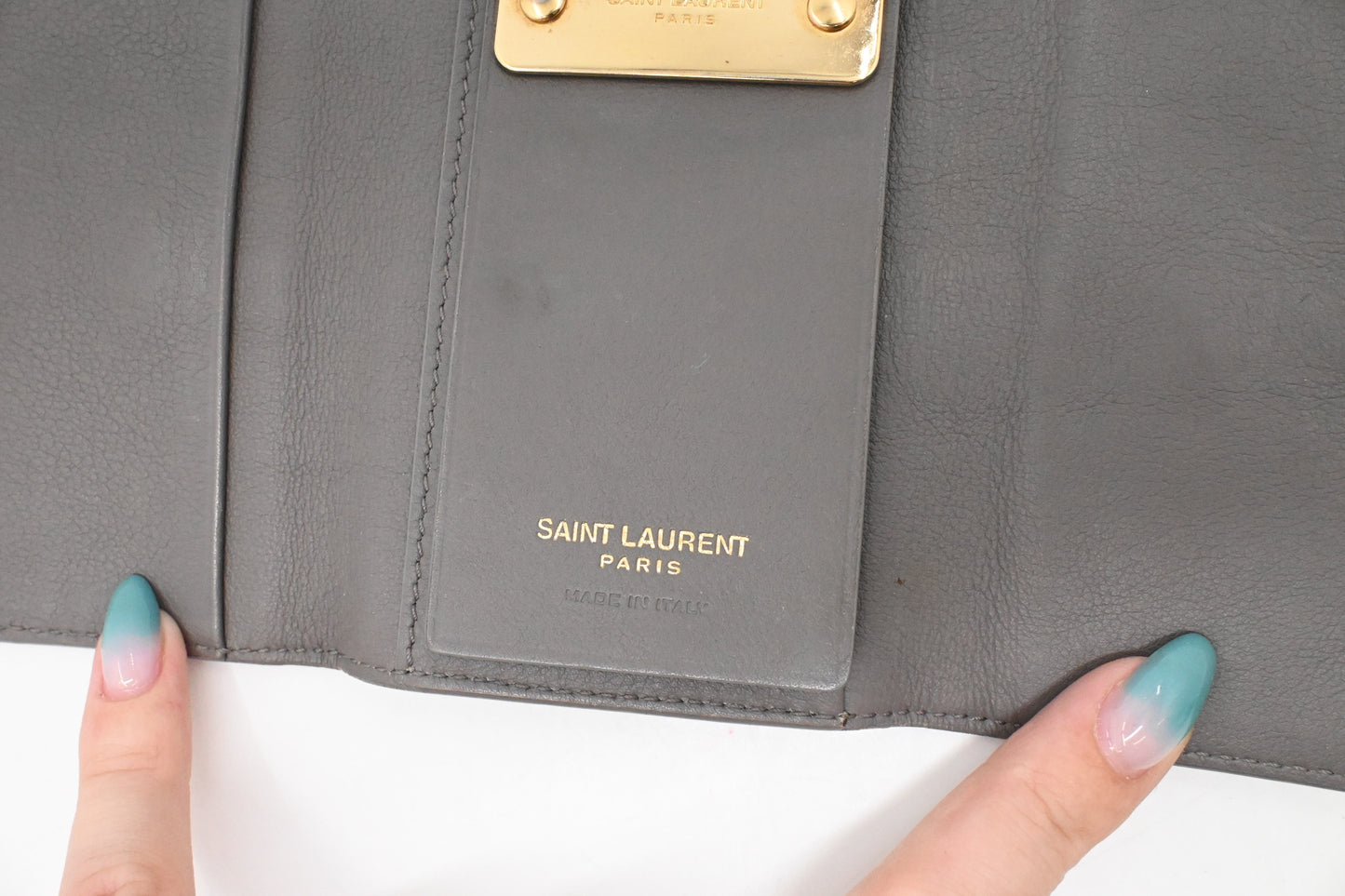 YSL Saint Laurent Key Case 6 in Gray Leather