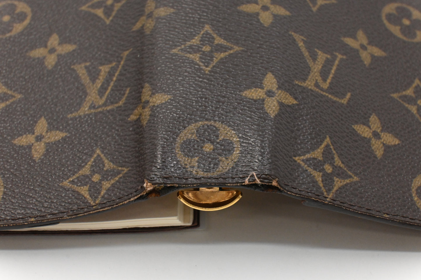 Louis Vuitton Agenda MM in Monogram Canvas