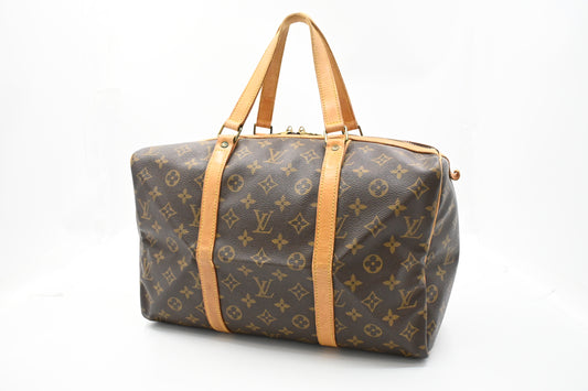 Louis Vuitton Sac Souple 35 in Monogram Canvas