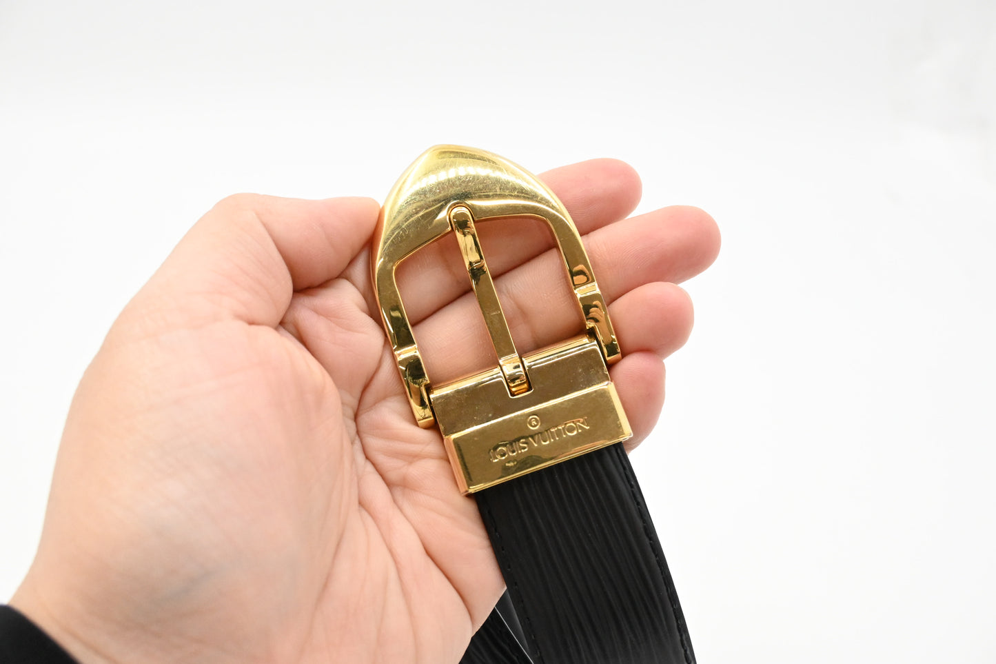 Louis Vuitton Belt in Black Epi Leather