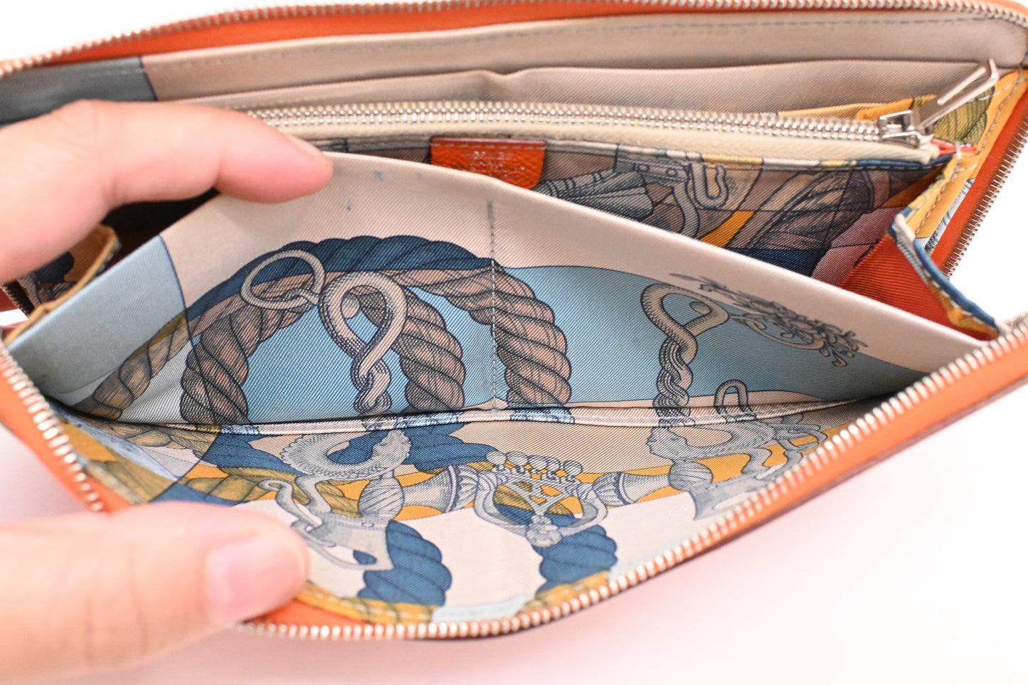 Hermes Azap Silk-in Wallet in Orange Leather