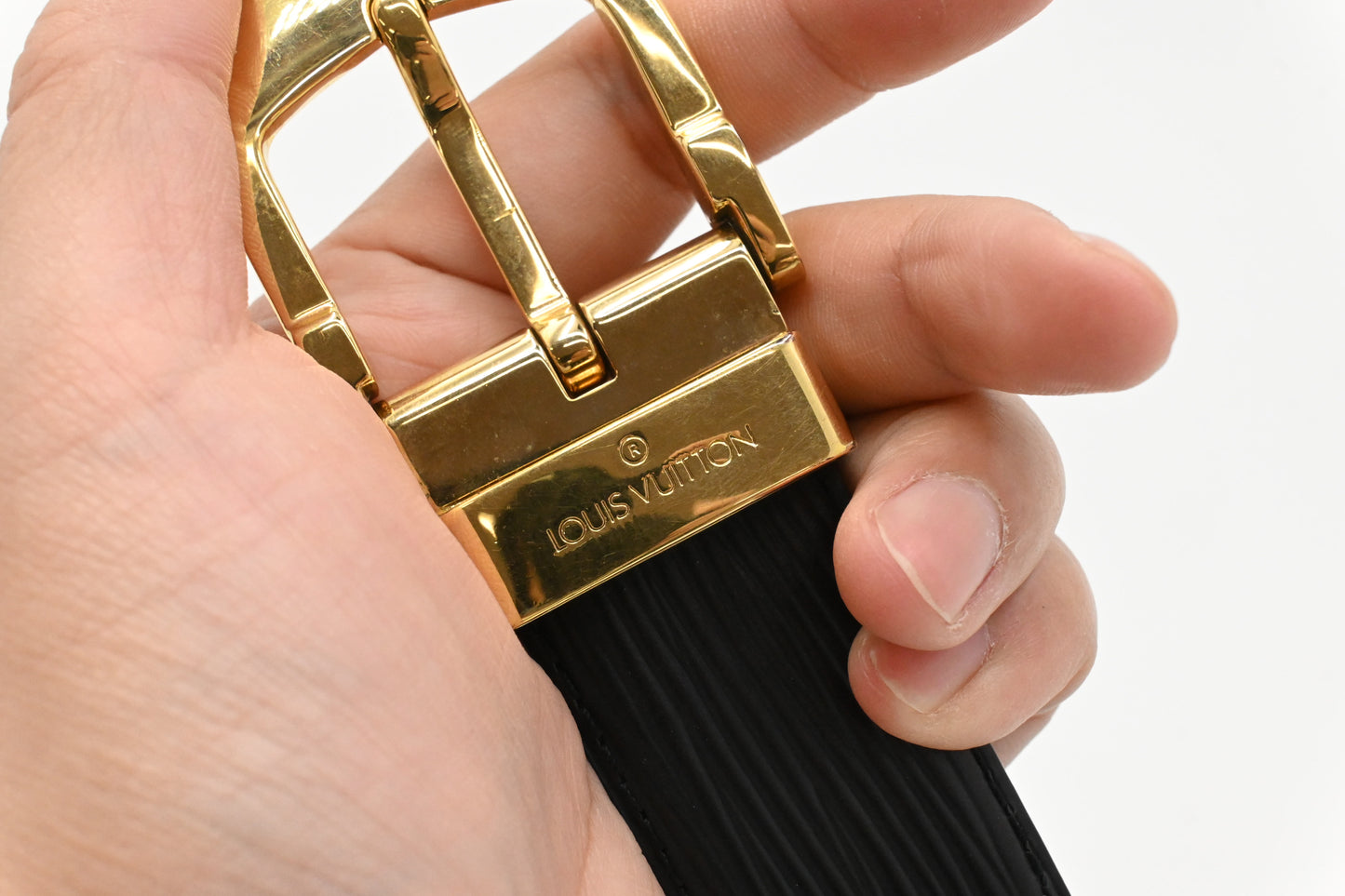Louis Vuitton Belt in Black Epi Leather
