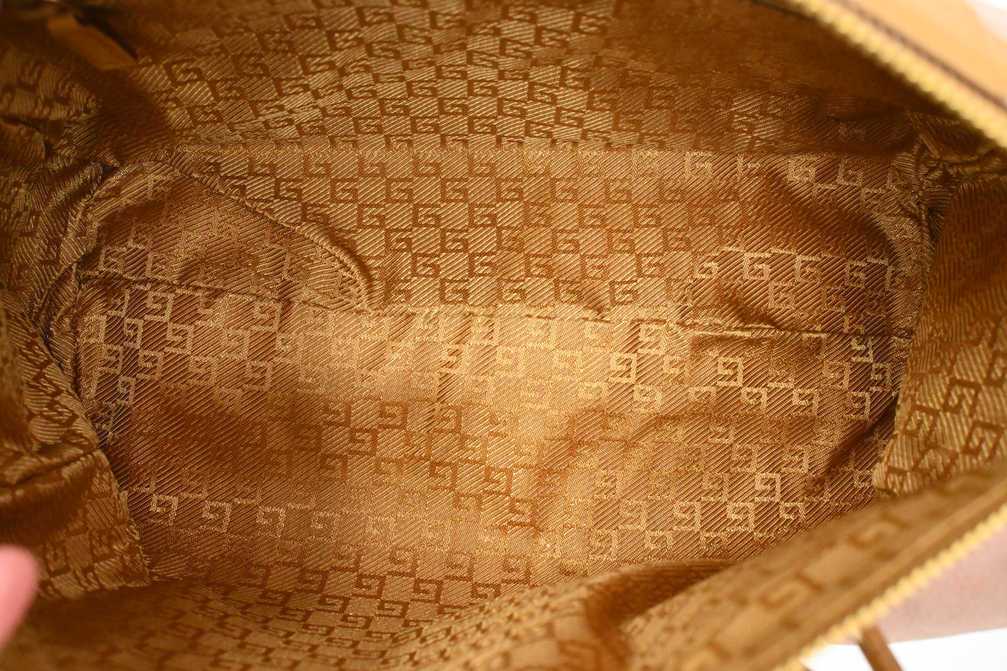 Gucci Boston Bag in Pink Suede Leather