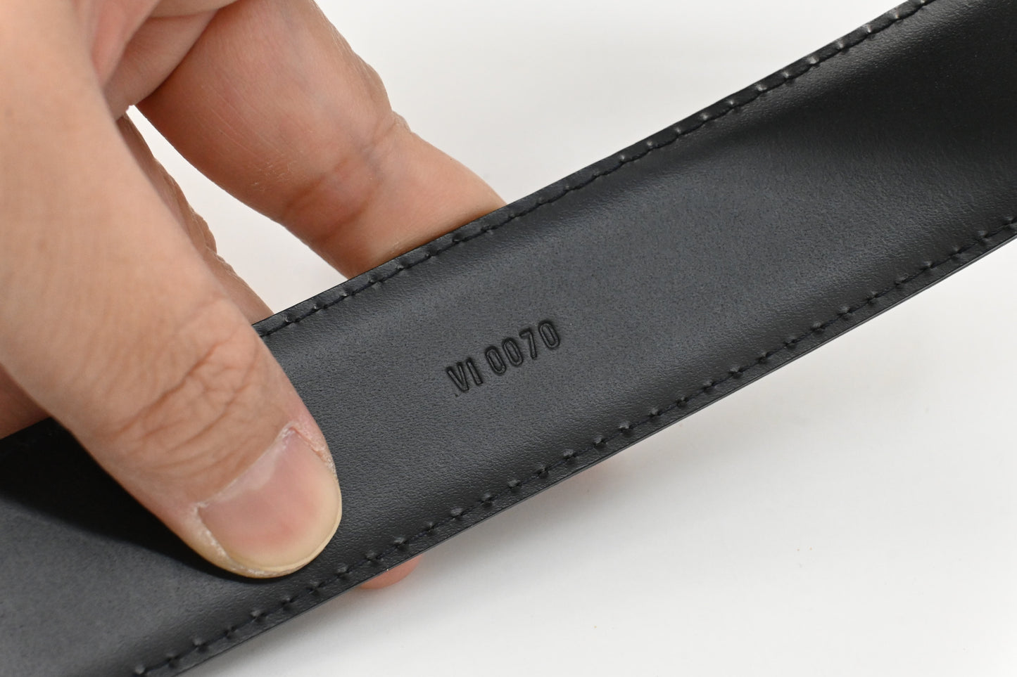 Louis Vuitton Belt in Black Epi Leather
