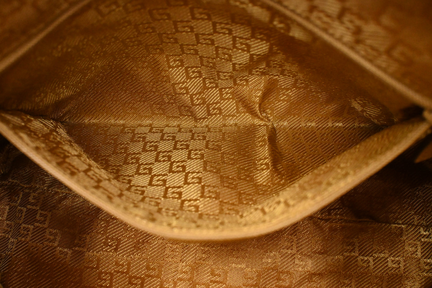 Gucci Boston Bag in Pink Suede Leather
