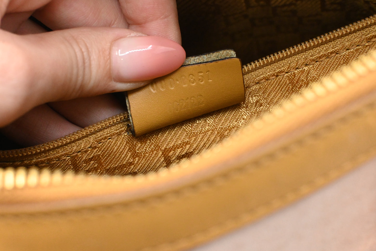 Gucci Boston Bag in Pink Suede Leather