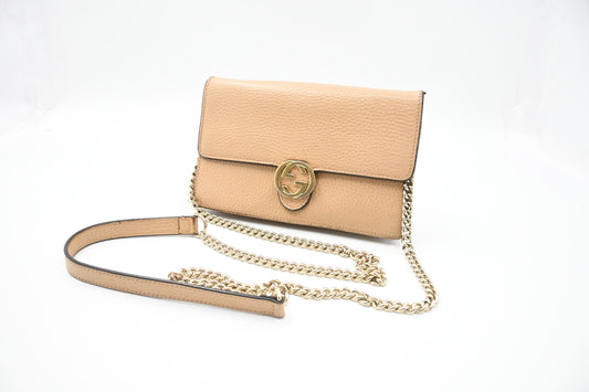 Gucci Interlocking GG Wallet on Chain in Beige Leather
