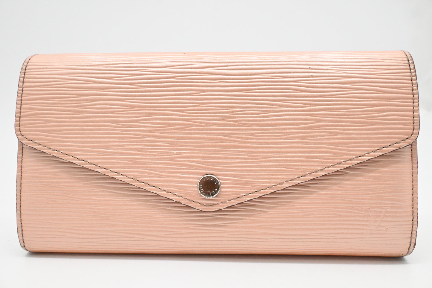 Louis Vuitton Sarah Wallet in Metallic Pink Epi Leather